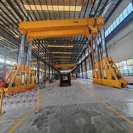 液压龙门吊小5.jpg 液压龙门吊小5.jpg