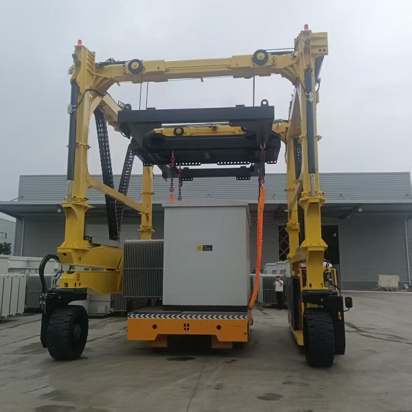 2跨运车.jpg 2跨运车.jpg