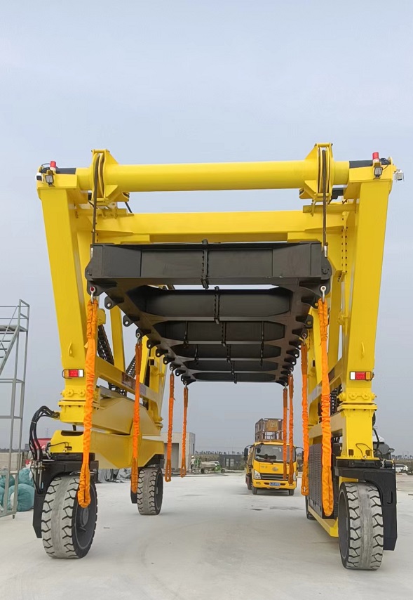 跨运车2.jpg 跨运车2.jpg