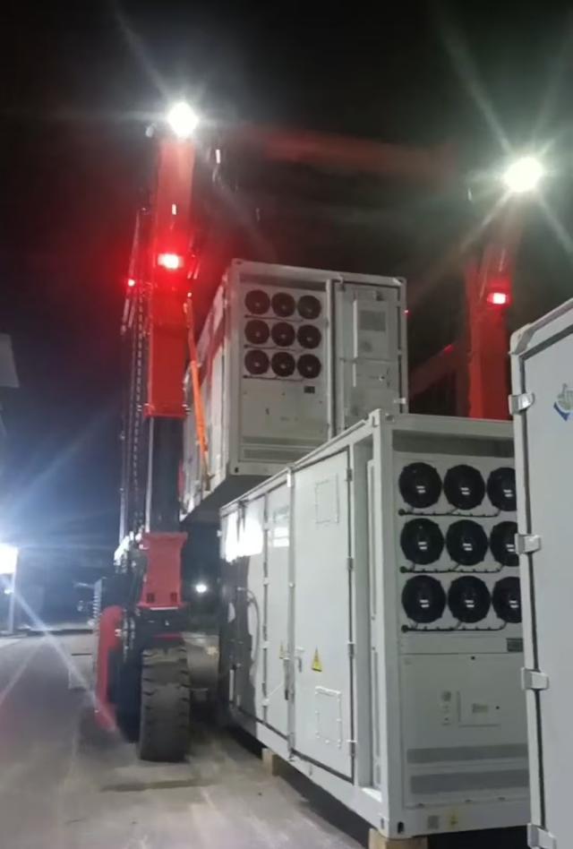 跨运车6.jpg 跨运车6.jpg