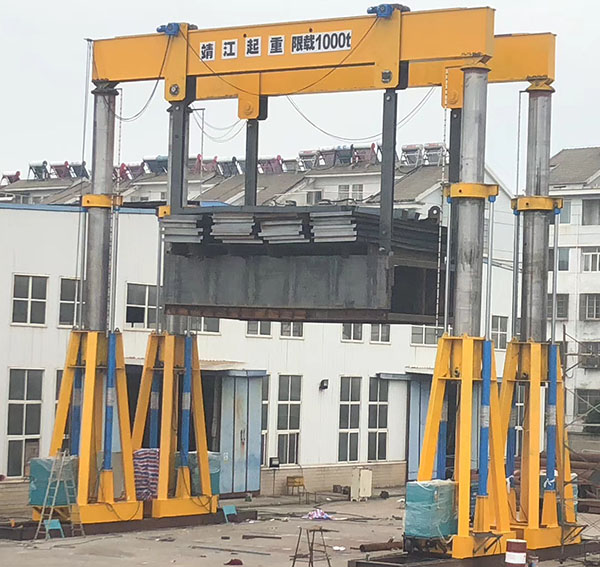 液压龙门吊3.jpg 液压龙门吊3.jpg